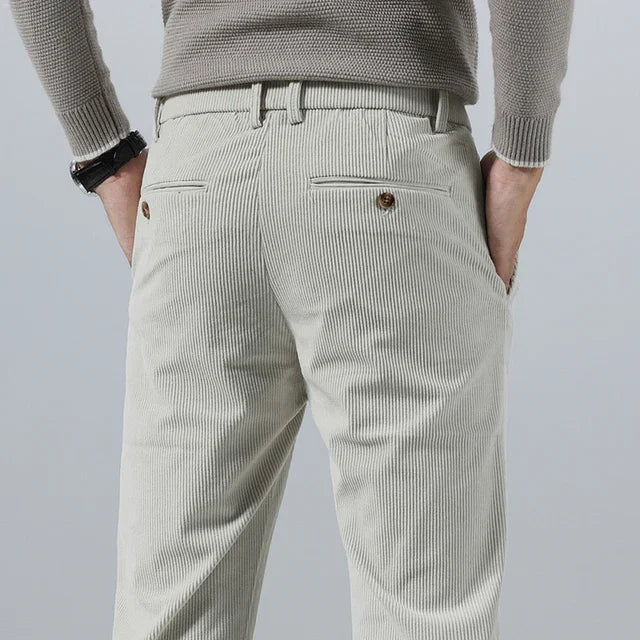 Heren Broek met Smal Toelopende Pijpen en Steekzakken